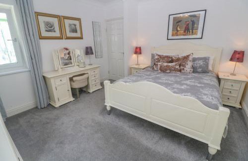 Cornerstone - Photo 18