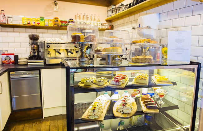 Nik The Greek - Photo 22