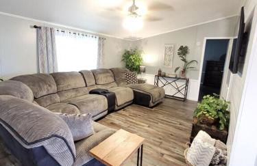 Fishin' for Days! Waterfront Home with dock in Okeechobee! - Foto 7