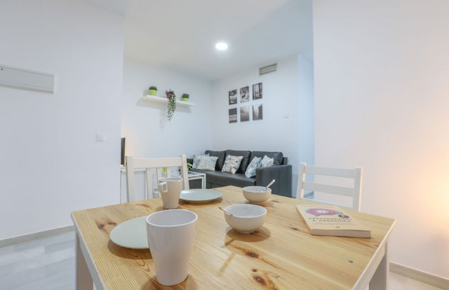 Divina in Sevilla With 1 Bedrooms and 1 Bathrooms - Foto 12