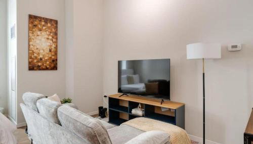 CBDOTR 24-7 Gym Pool Rooftop Steps to Stadiums - Foto 1