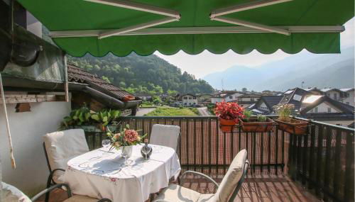 Awesome Apartment In Borgo Valsugana - Foto 1
