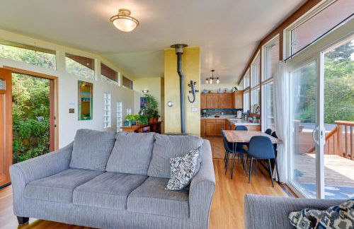 McKinleyville Getaway with Hot Tub and Ocean Views! - Foto 6