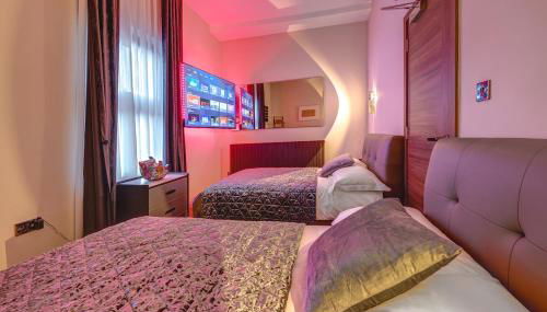 Luxury 2-Bed Apartment - Stylish Comfort and Design - Foto 4