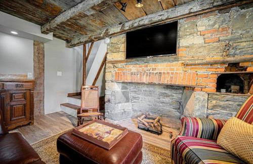 1786 Farm Cottage Honeymoon Suite Renovated 2022 - Foto 14