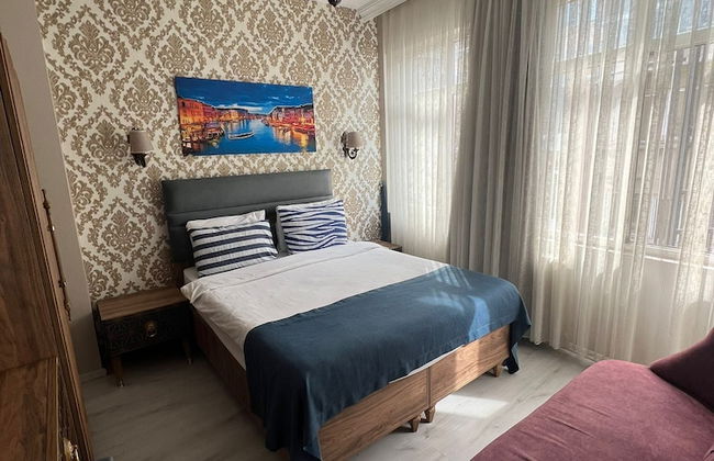 MASSA SUIT - Photo 6