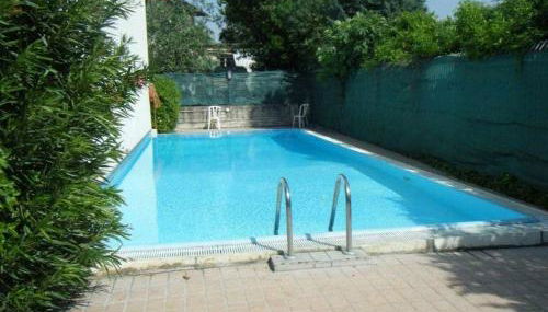 Residence MokyA1-piscina, WiFi, giardino, garage - Foto 5