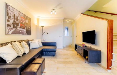 Dúplex La Quinta Sunset con piscina y vistas - Foto 9