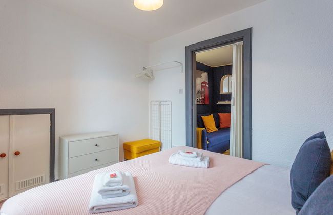 Entire Lovely Modern Scottish Cottage - Photo 22