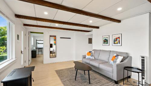 Water & Mountain View Apt - Walk to Waterfront - Foto 5