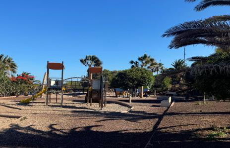 Maravilloso duplex frente al mar con parking propio a pie de playa - Foto 29