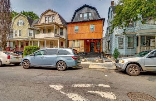 3 Mi to Dtwn Newark Eclectic and Walkable Apt! - Photo 24