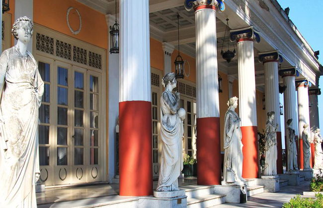 Entdecke Pontikonisi, Mon Repos, Achilleion & schwimme am Marathias Strand – Tagestour - Foto 6