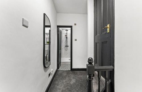 Designer 4 Bed House in Leeds - Sleeps 13 - Foto 35