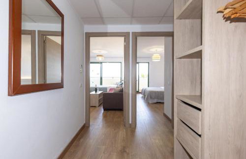 Palms & Pines Apartment, with a pool and marvellous sea view, 10 minutes to the beach - Foto 18