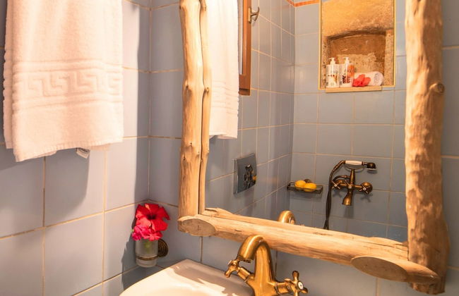 Venetian Mansion, 2 Separate Houses, Heated Pool in Kastellos, North-west Coast - Foto 9