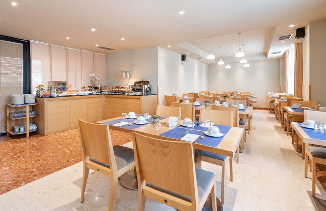 Apartahotel Exe Campus San Mamés - Photo 39