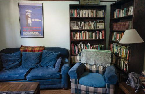 Southeast Portland Comfy & Eclectic Craftsman Home - Foto 32