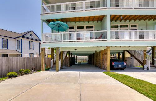 La Porte Home with Balconies Walk to Beach! - Foto 29