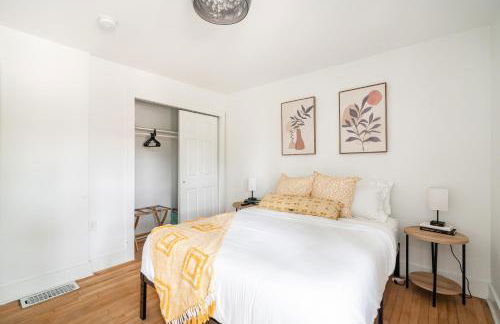 East Side Spa Retreat Near Lake - Foto 46