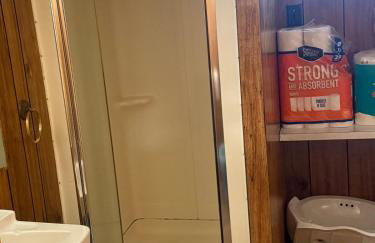 Sleep12-16guests ranch in West Seneca entire house - Foto 49