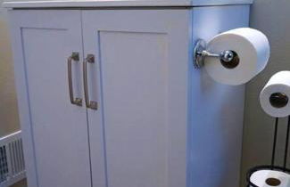 Spacious Pet Friendly Home - Photo 20