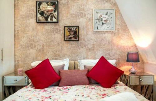 Niru Experience Royal Deluxe 4BD 2BA Apt - Foto 13
