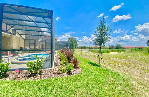 Marvelous Villa, South facing pool and hot tub, themed bedrooms near Disney - Foto 2