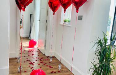 The Cuckoo's Retreat - Luxurious home with private garden & jacuzzi - Photo 50