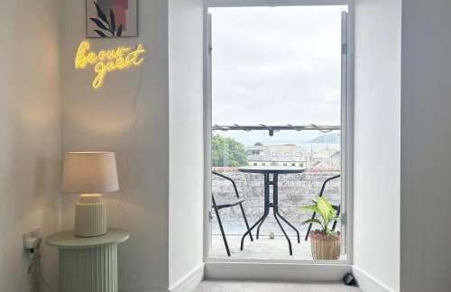 Stylish Penzance Apartment 2 Beds & Balcony - Foto 5