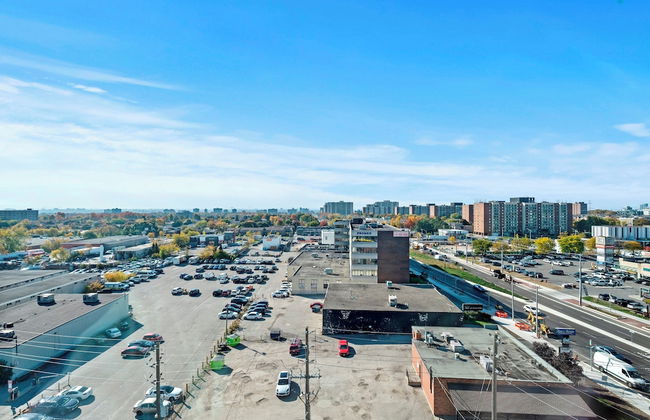 Bright Suites Finch West - Foto 29