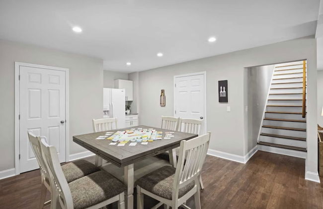 Porch Paradise by Avantstay New Pool, Firepit - Foto 37