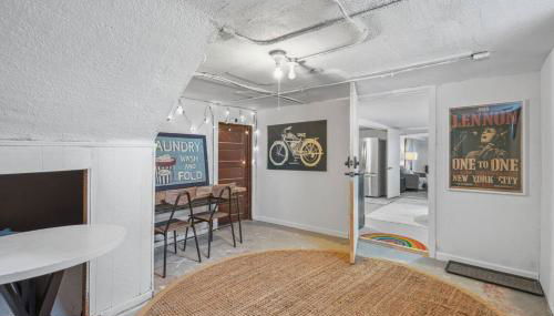 Cave Den Studio in S Minneapolis! - Foto 3