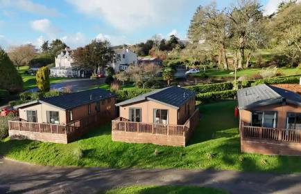 Two Bedroom Lodge In The Country - Restaurant Bar Onsite - Foto 1