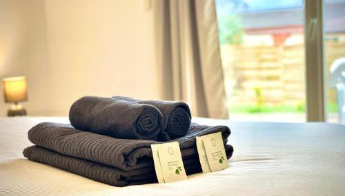 " Au coin du Lys " Garage - Jardin - Wifi - Foto 4, towels