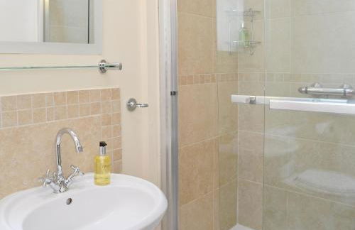 Guillemot Cottage - Foto 10