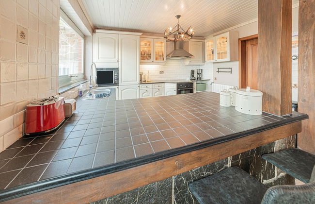 Holiday Home in Marche-en-famenne With Garden - Photo 16