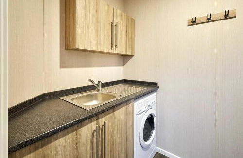 Enzo's Lodge with Hot Tub - Foto 14