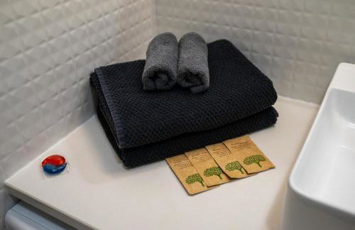 Wola Apartment - 9th Floor, Parking & Balcony - by Rentujemy - Foto 8