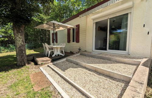 Maison en Berry avec jardin clos et terrasse - draps et ménage inclus - FR-1-591-408 - Foto 25