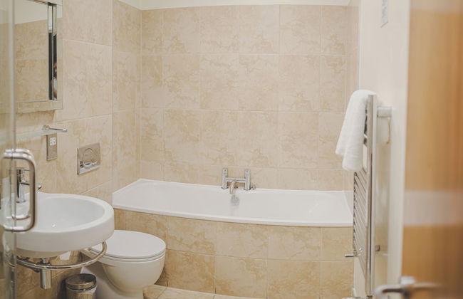 Kensington House by Warren Collection - Photo 32