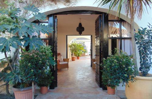 CASA MICHAEL - El Paraiso, Marbella - Photo 8