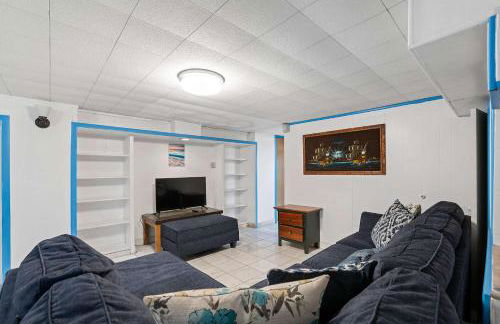 Oversized Family Beach Block Duplex with Game Room - Foto 31