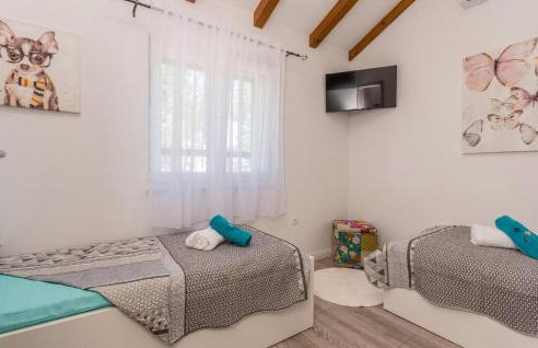 Cozy Home In Gornje Rastane - Foto 31