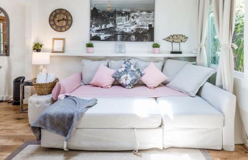 Charming 1-Bedroom Home near Downtown Culver - Photo 3