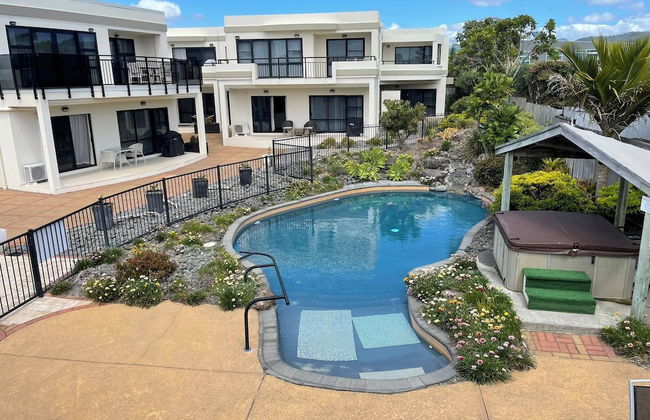 Ocean Breeze Resort - Photo 1