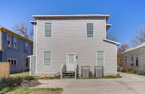 Walk to Parks and Dining Pet-Friendly Home with Yard! - Foto 24