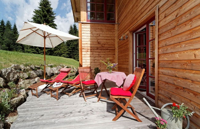 Nesterl Modern Retreat - Photo 1