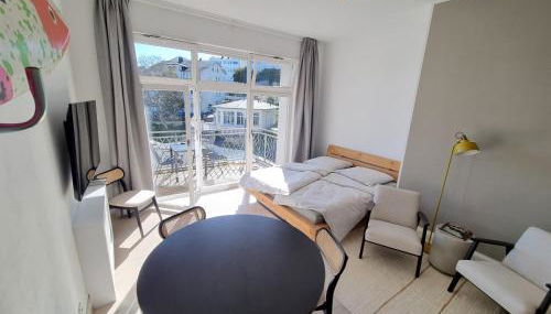 Apartment mit Meerblick und Südbalkon - Foto 5