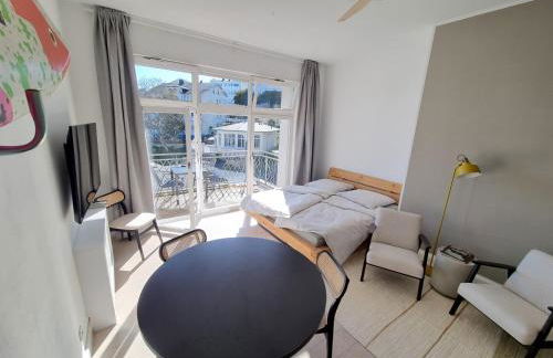 Apartment mit Meerblick und Südbalkon - Foto 5